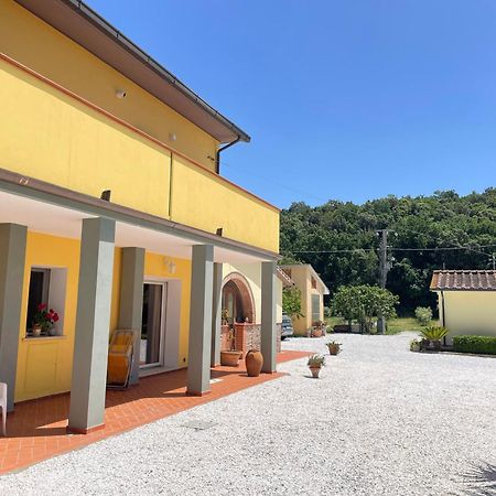 Il Leccio Agriturismo Fiorino Esterno foto