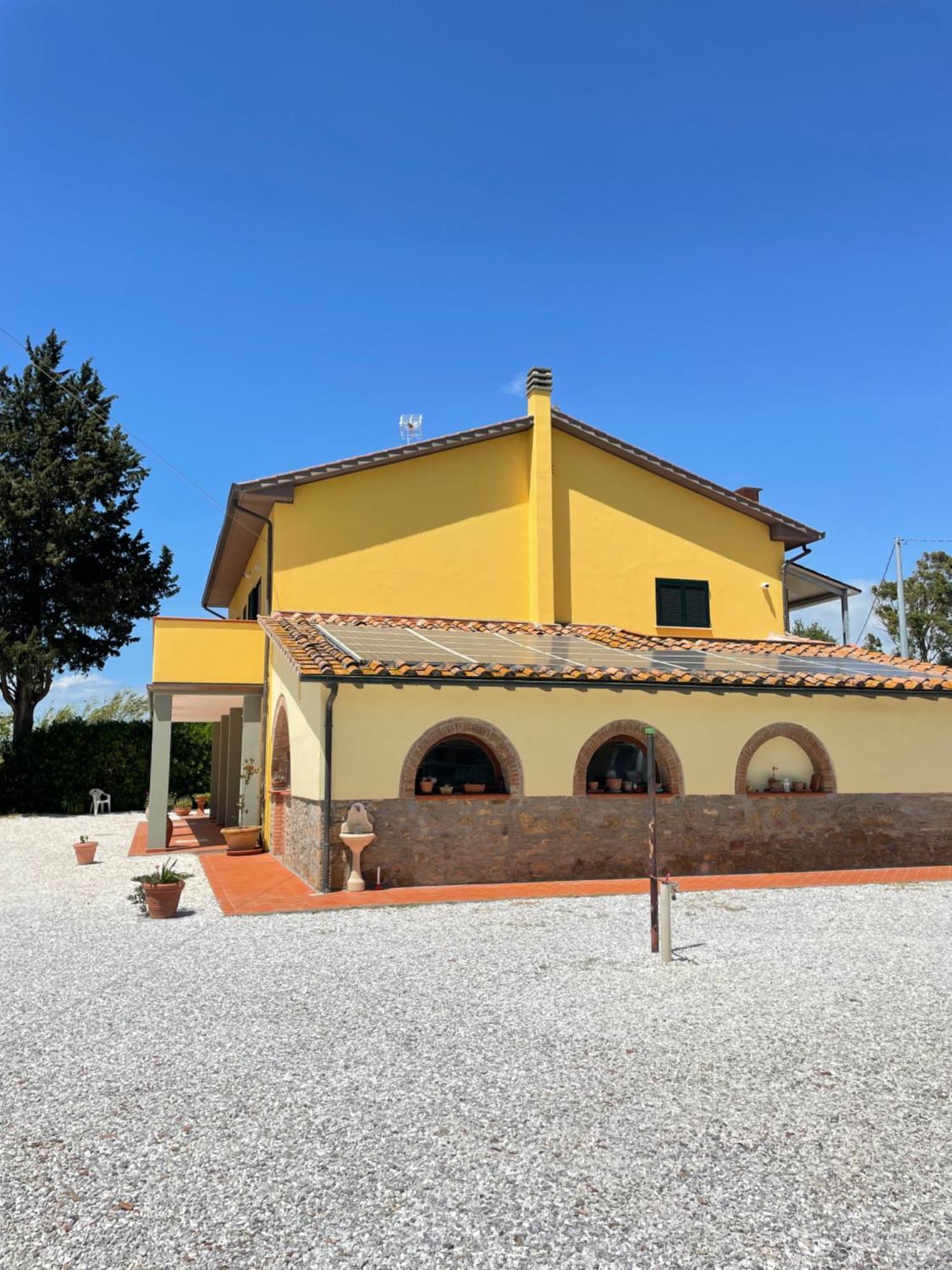 Il Leccio Agriturismo Fiorino Esterno foto